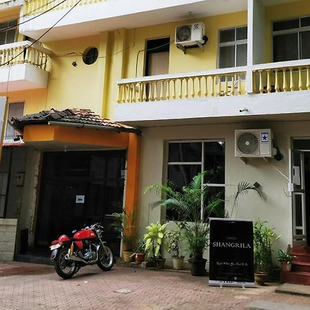 Hotel Shangrila Majorda Bagian luar foto